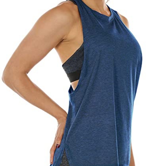 Work Out tank top racerback and exaggerated armholes - Blue color - Size Medium - Picture 8 of 15